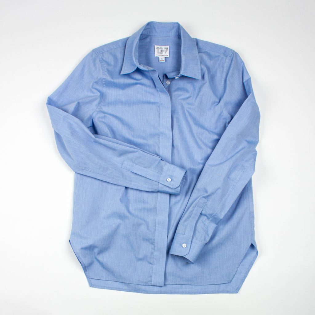 Thirteen Seven Trapezoid Shirt in Little Boy Blue. Classic blue shirt for women. Gape-free.