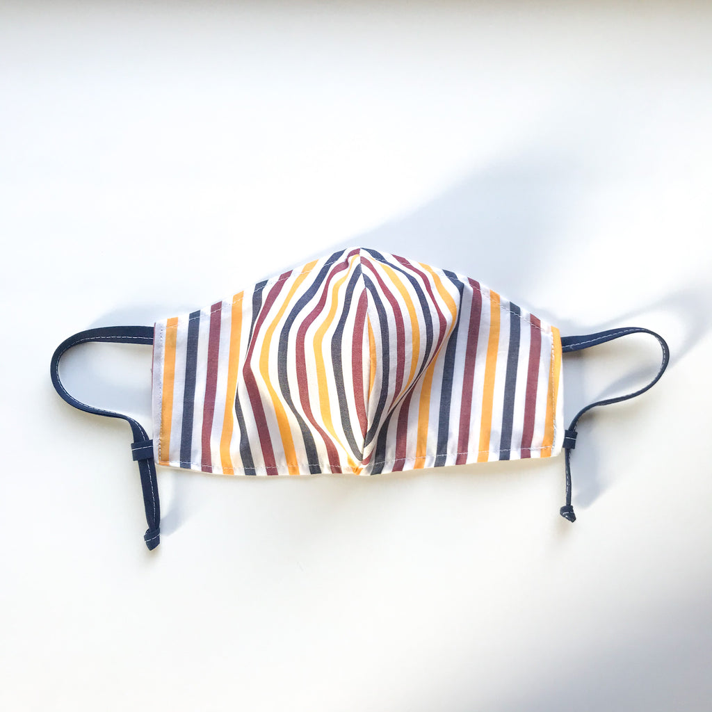 Vertical Stripe Curved Mask w/Adjustable Loops