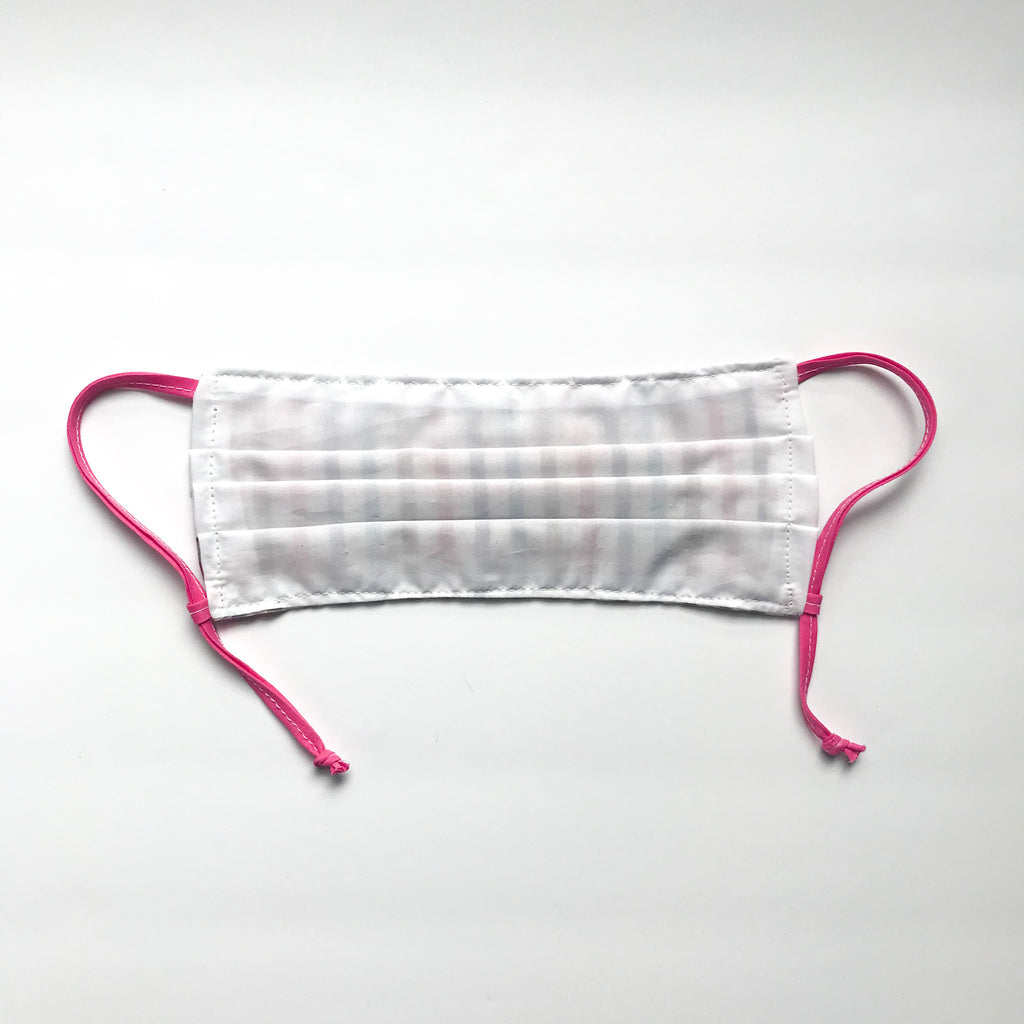 Spring Check Pleated Mask w/Adjustable Loops