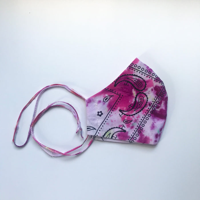 Reversible PINKS Curved Mask w/Single Tie