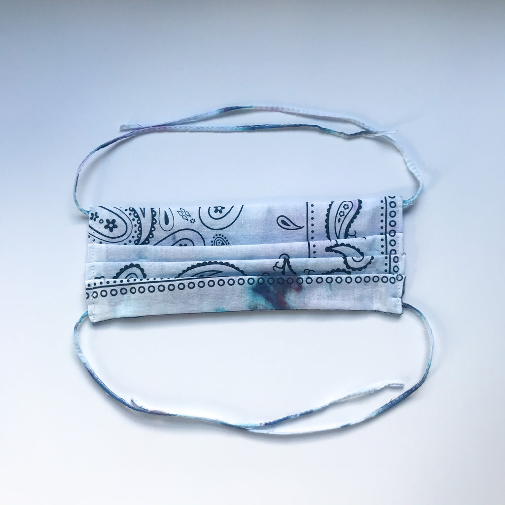 Tie-Dye Pleated Mask w/Individual Ties